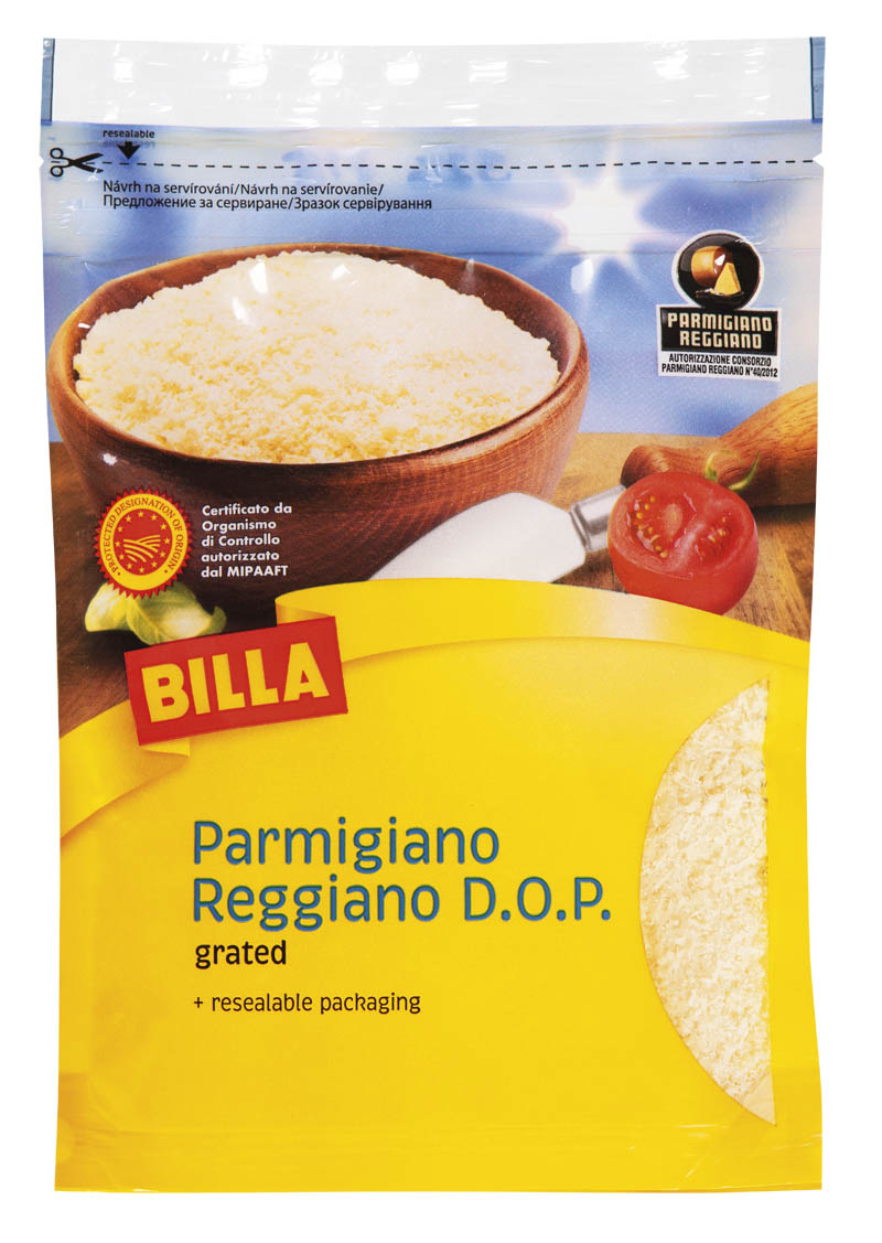 reggiano, sýr Parmigiano strouhaný